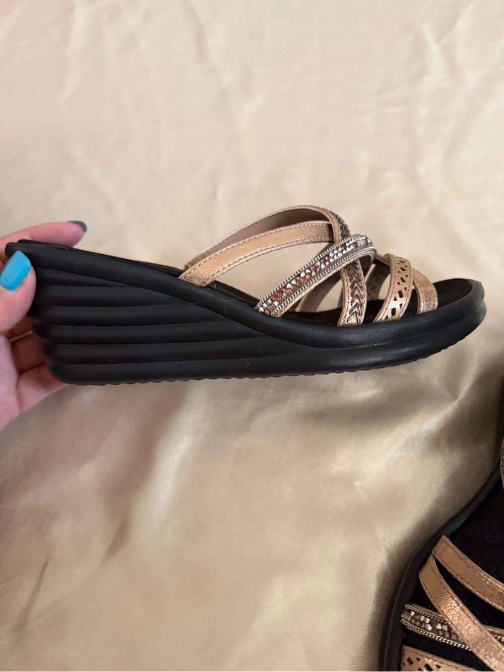Skechers Cali Rumbler Wave - New Lassie Wedge Sandals, Rose Gold, Size 8 - Picture 6 of 11